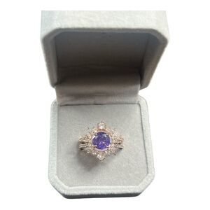 NWOT Bomb Party Ring - Sz 8.5